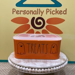 Rae Dunn TREATS Container
